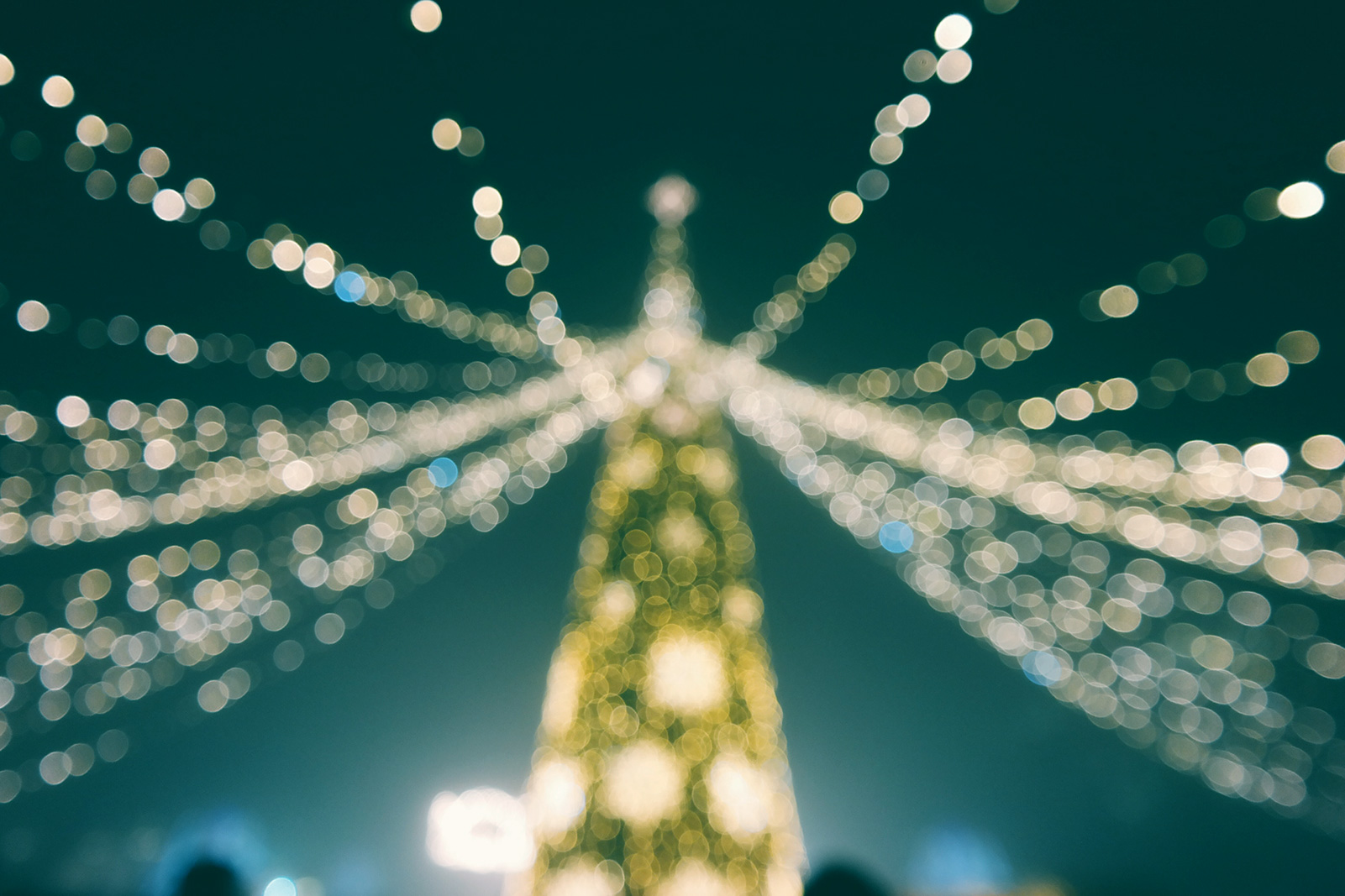 🎄 Adviento 2019, día 4 — Luces de navidad 🎄 Adviento 2019, día 4 — Luces de navidad